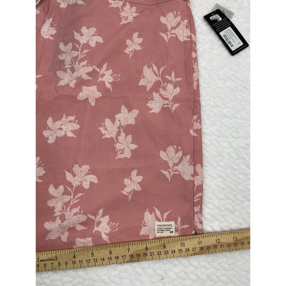 Travis Mathew Men's Board Shorts Macadamia Nut Heather Blush Pink Size 34‎ NWT